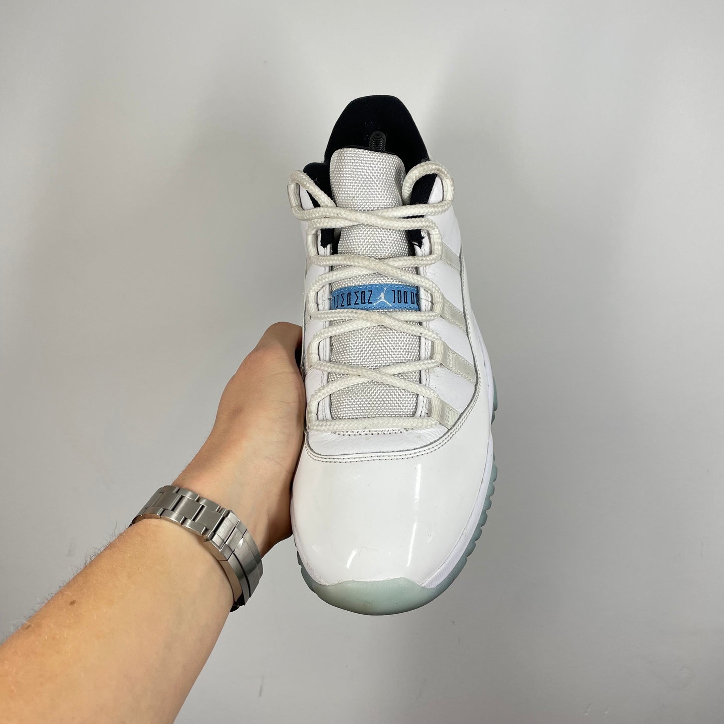 Jordan 11 Legend Blue Low UK 9
