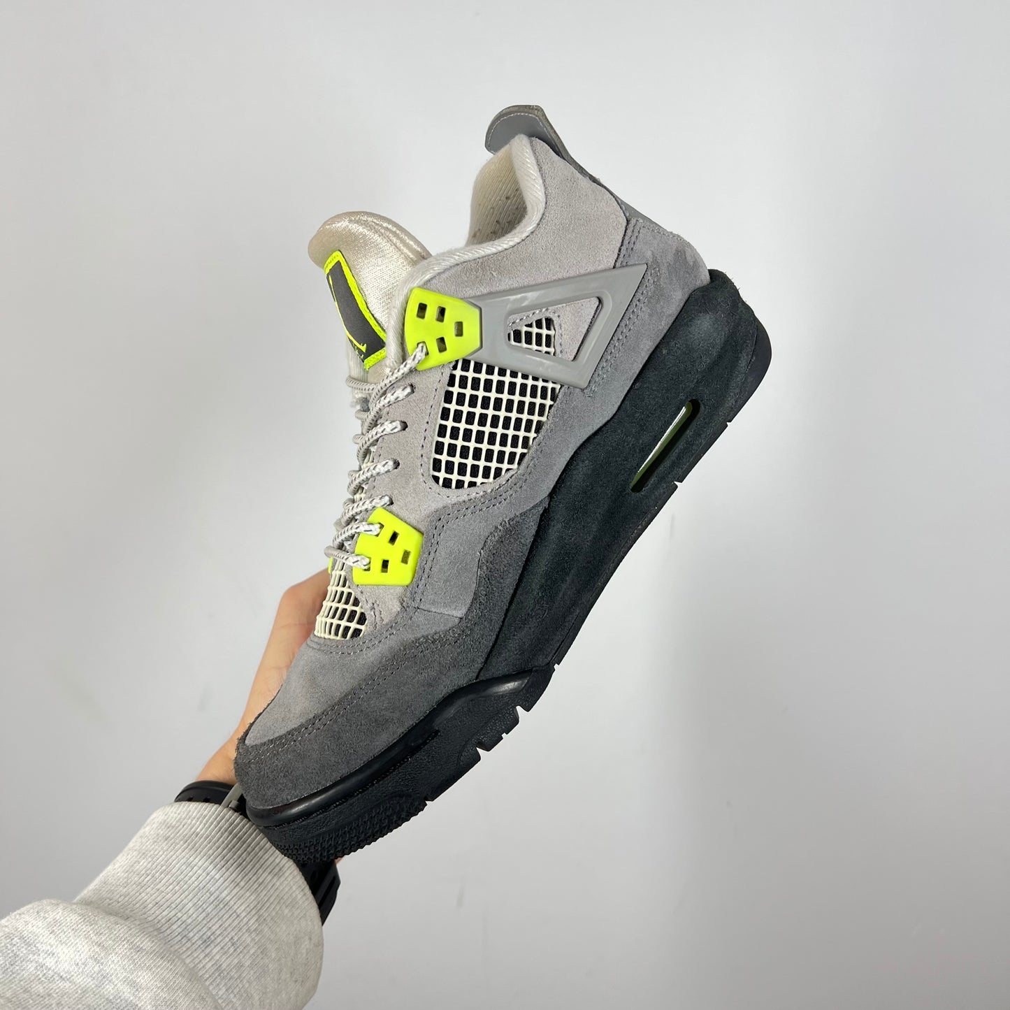 Jordan 4 Neon UK 5