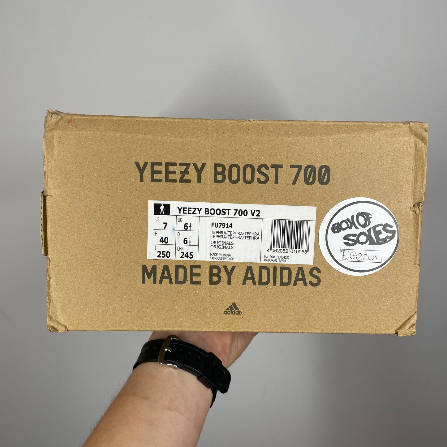 Yeezy 700 tephra UK 6.5