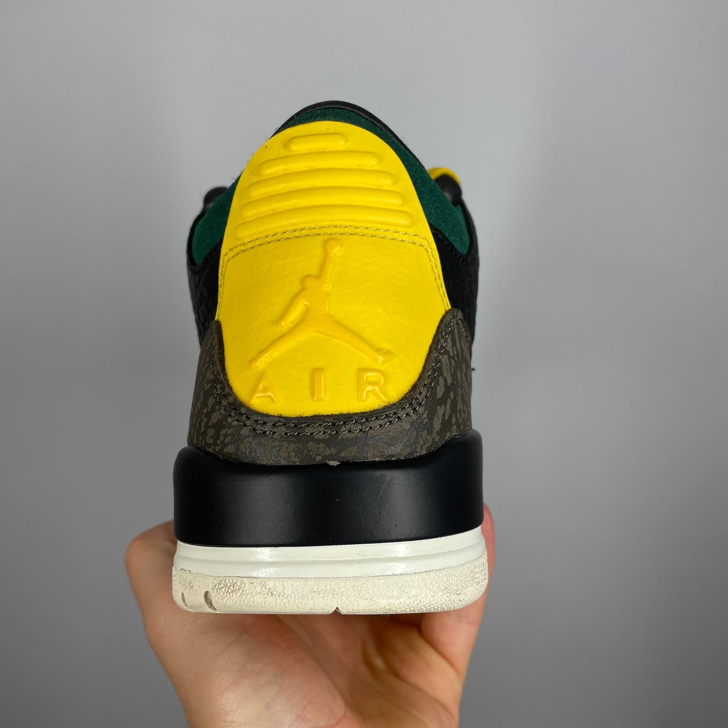 Jordan 3 Animal Instinct 2.0 UK 8.5