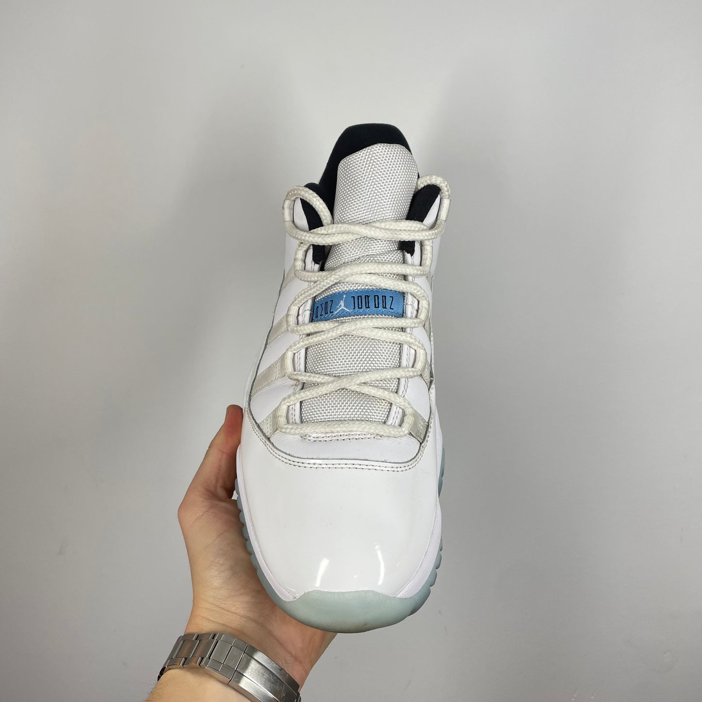 Jordan 11 Legend Blue Low UK 9