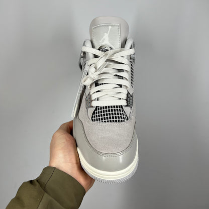 Jordan 4 Frozen Moments UK 7.5 BNIB