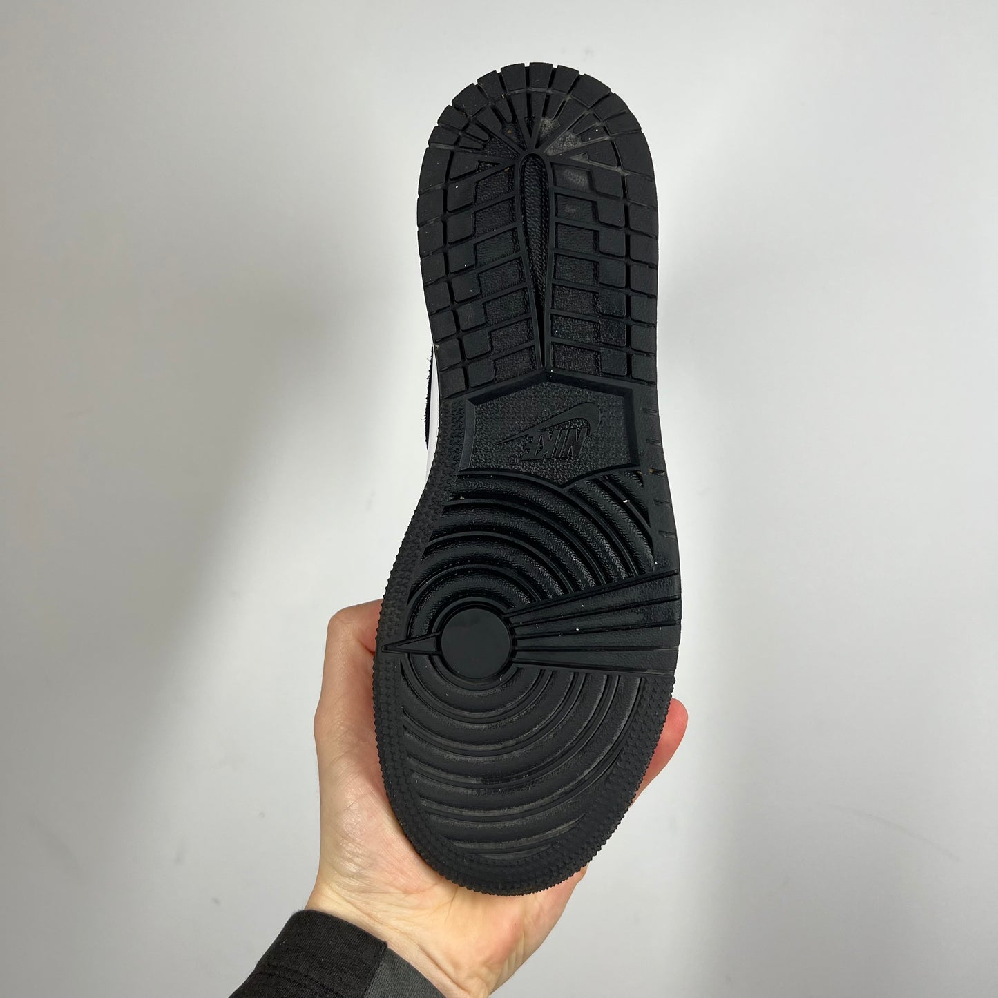 Jordan 1 Smoke Grey UK 4