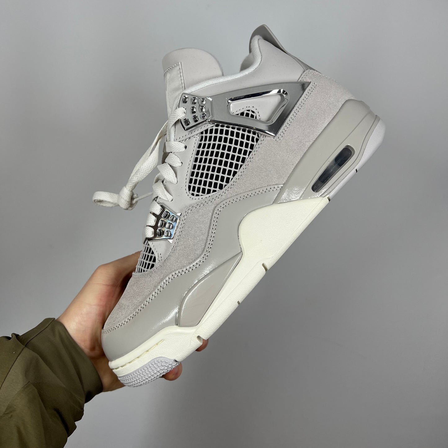 Jordan 4 Frozen Moments UK 7.5 BNIB