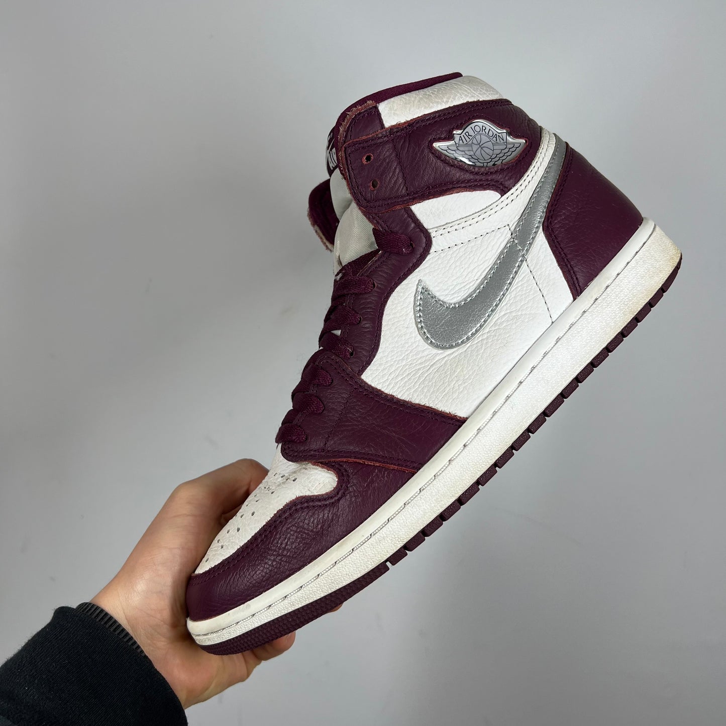Jordan 1 bordeaux  UK 9