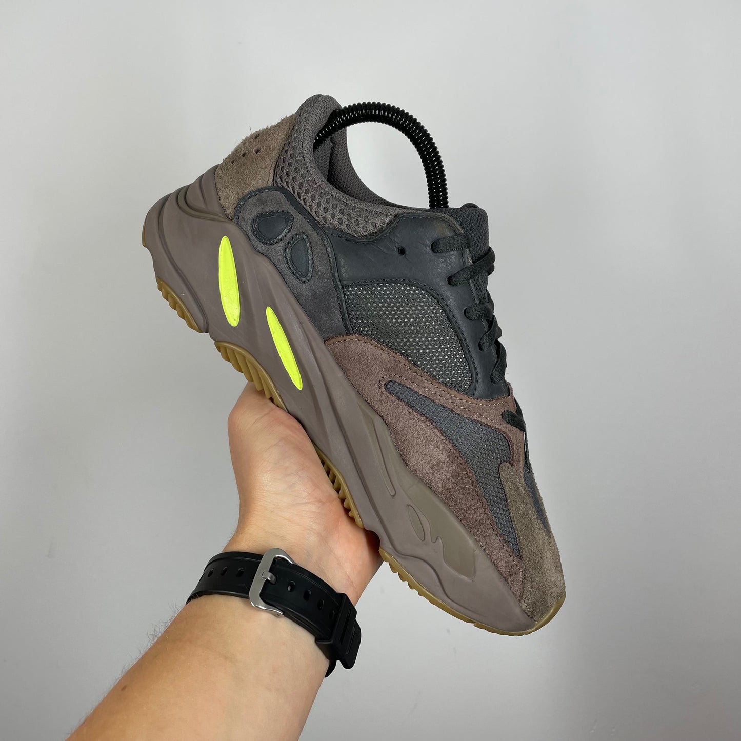 Yeezy 700 Mauve UK 6