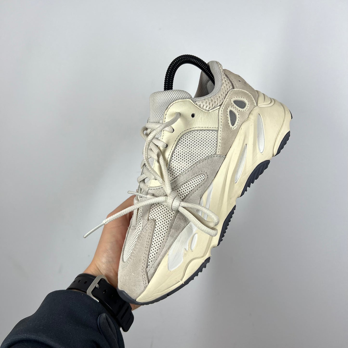 Yeezy 700 analog UK 5