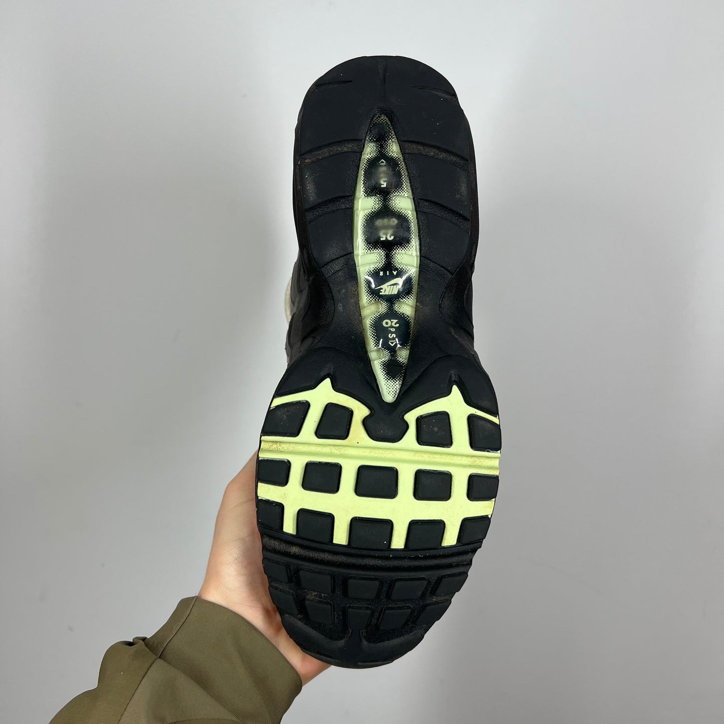 Nike Air Max 95 fresh mint UK 6
