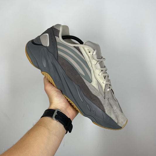Yeezy 700 tephra  UK 11.5