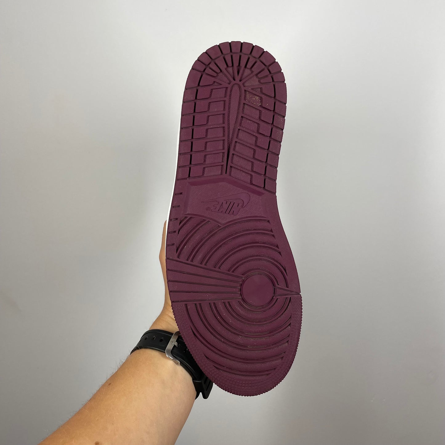 Jordan 1 bordeaux  UK 6.5