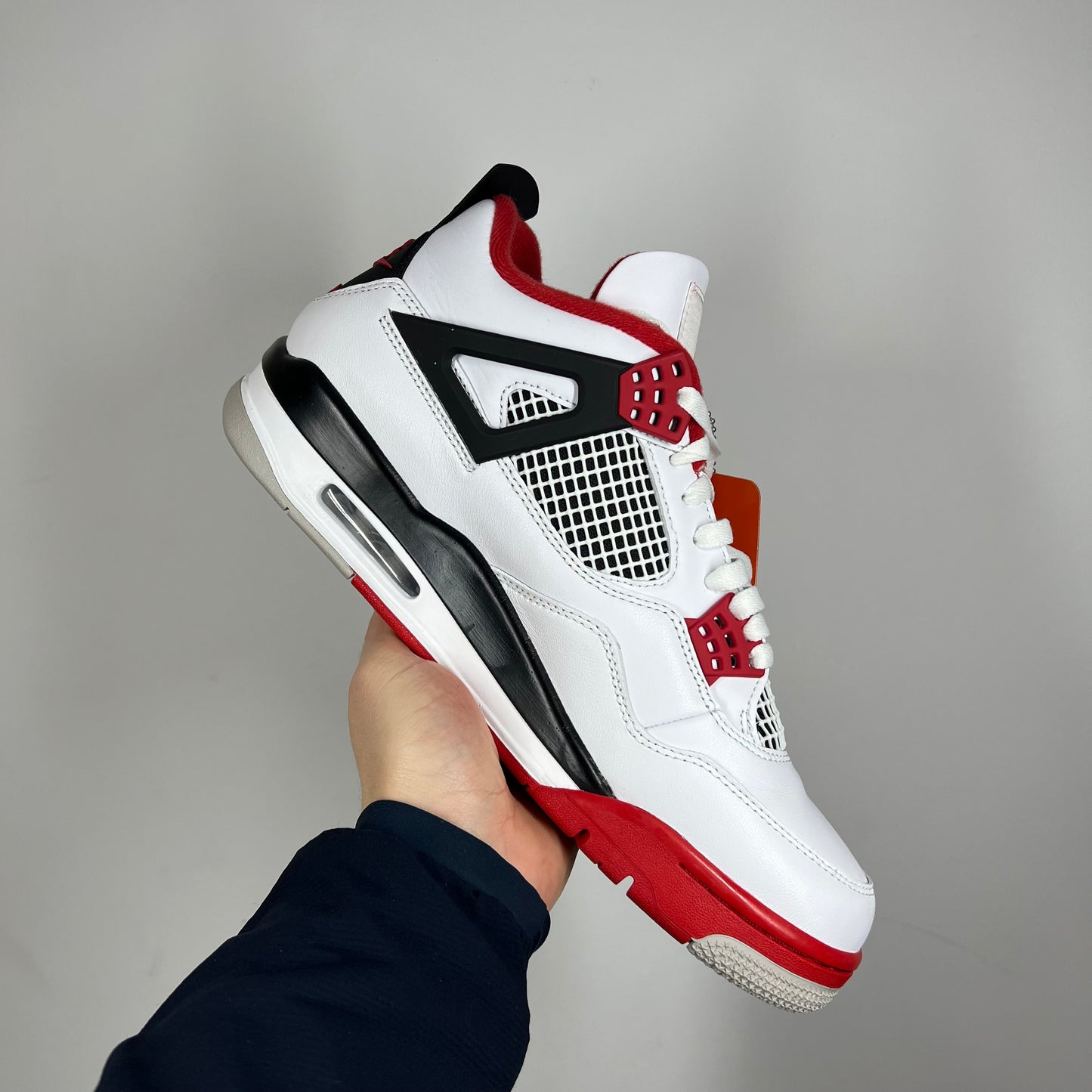 Jordan 4 Fire red DS UK 9.5