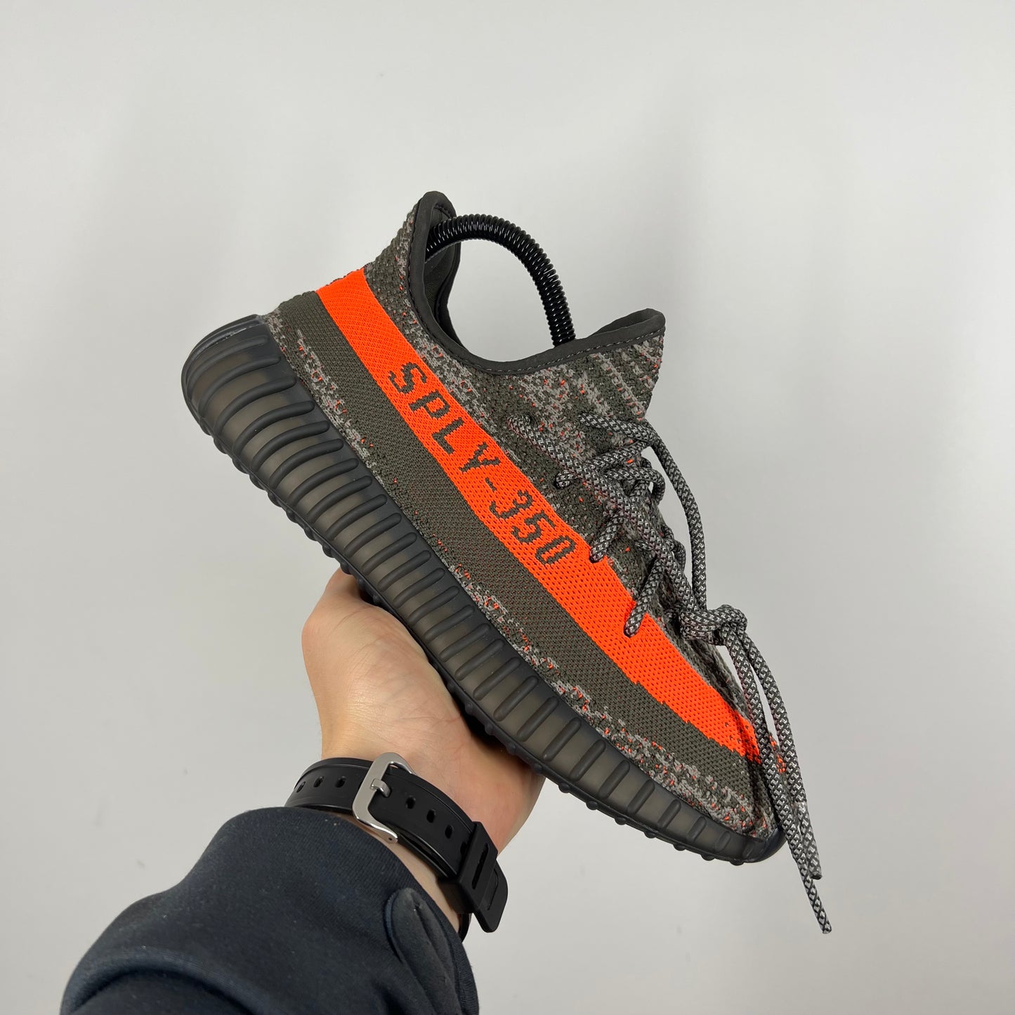 Yeezy 350 Carbon Beluga  UK 7