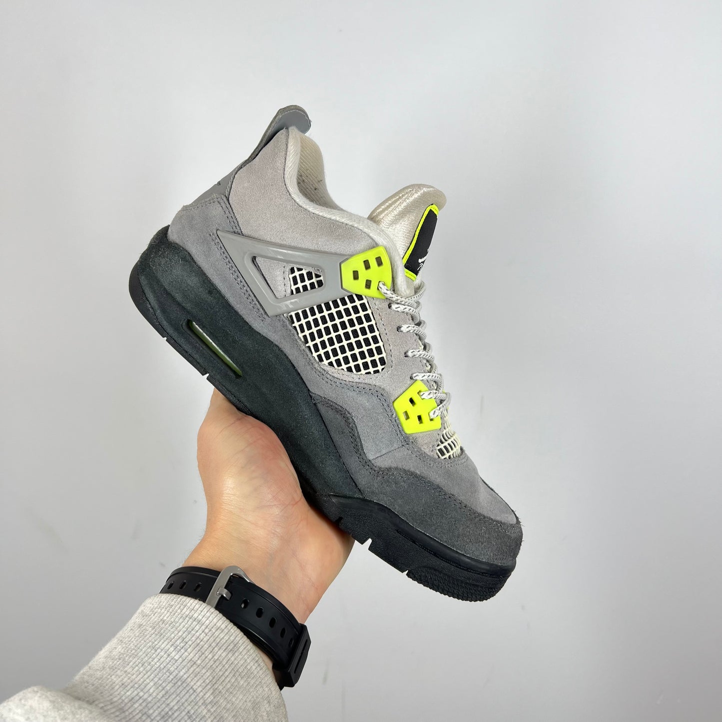 Jordan 4 Neon UK 5