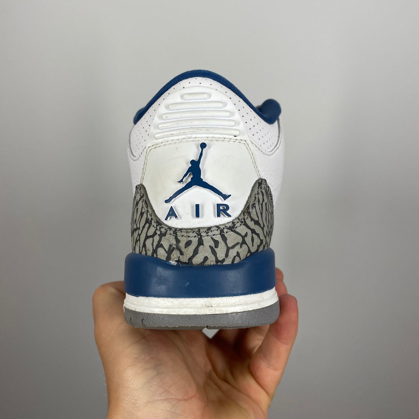 Jordan 3 Wizards UK 4.5